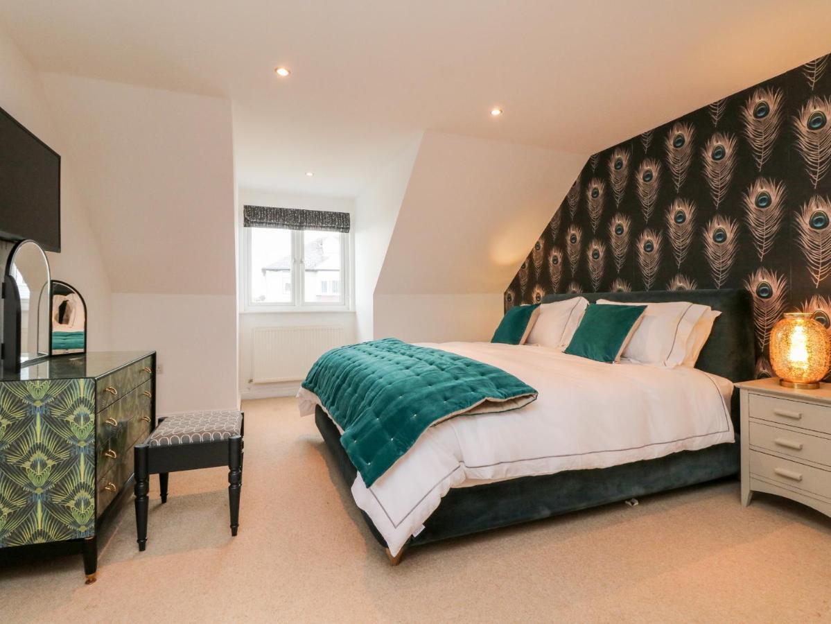 Trevose House *