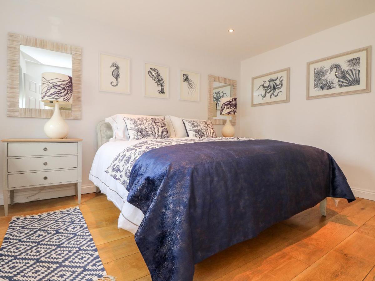 Trevose House *